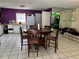 Picture of 98 Orange Park Boulevard, Lake Wales, FL 33898