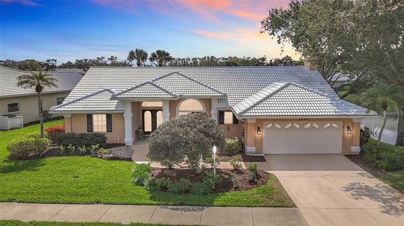 Picture of 1447 Gleneagles Drive, Venice FL 34292