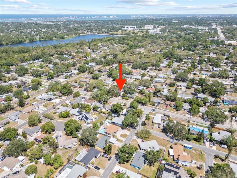 Picture of 920 16Th Avenue Sw, Largo FL 33770
