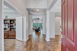 Picture of 14727 Tudor Chase Drive, Tampa, FL 33626