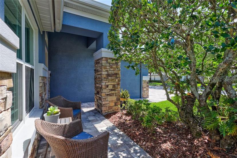 Picture of 14727 Tudor Chase Drive, Tampa FL 33626
