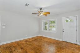 Picture of 7811 Castlegate Drive, Pensacola, FL 32534