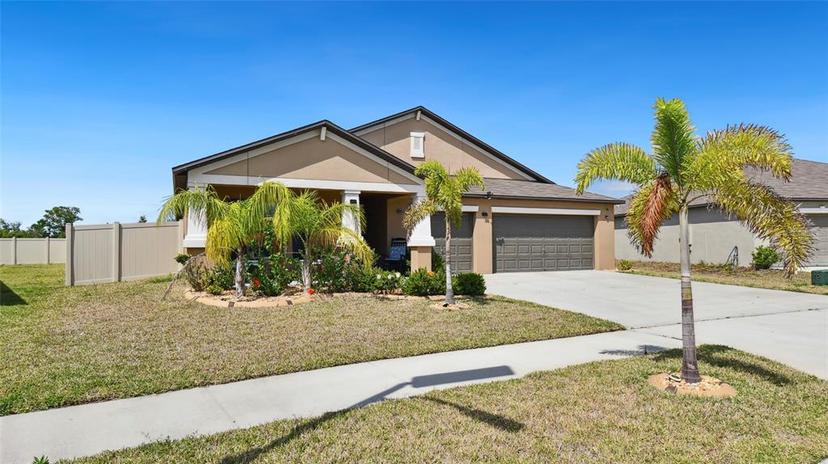 Picture of 5457 Leslie Canyon Drive, Wimauma FL 33598