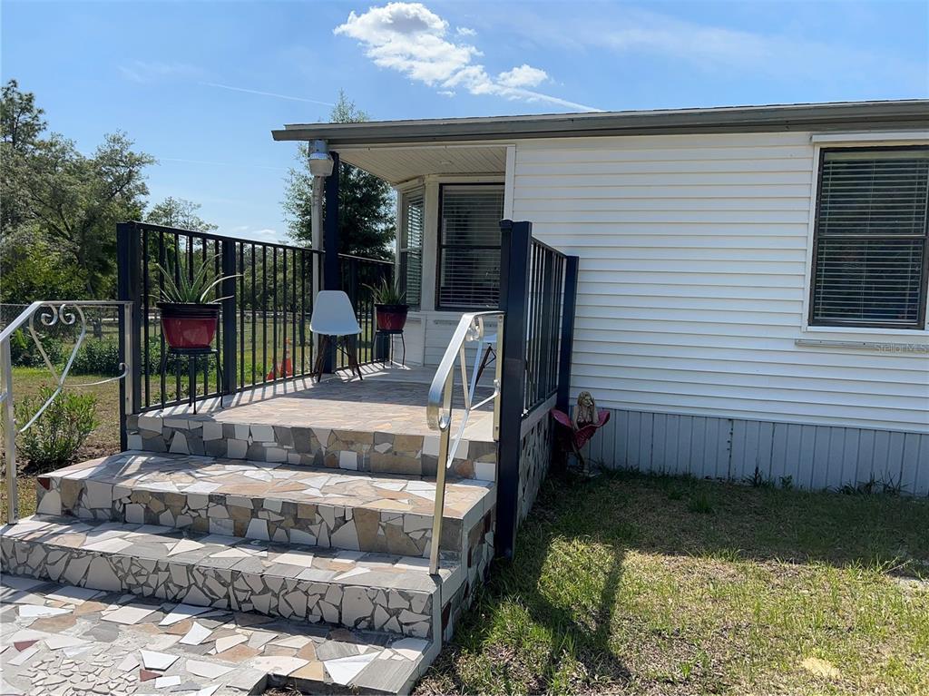 Picture of 14291 SE 26Th Street, Morriston, FL 32668