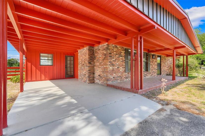 Picture of 274 W Kings Highway, Center Hill FL 33514