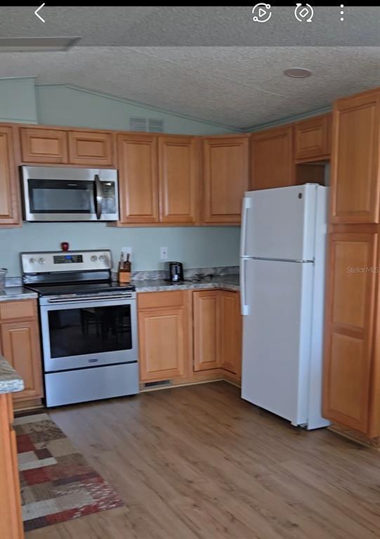 Picture of 4925 Cypress Gardens Rd # 99, Winter Haven FL 33884