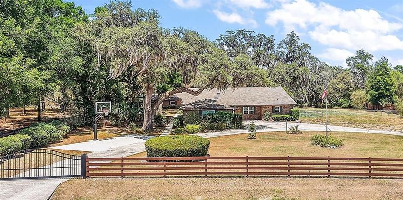 Picture of 32132 Hickory Lane, Sorrento FL 32776