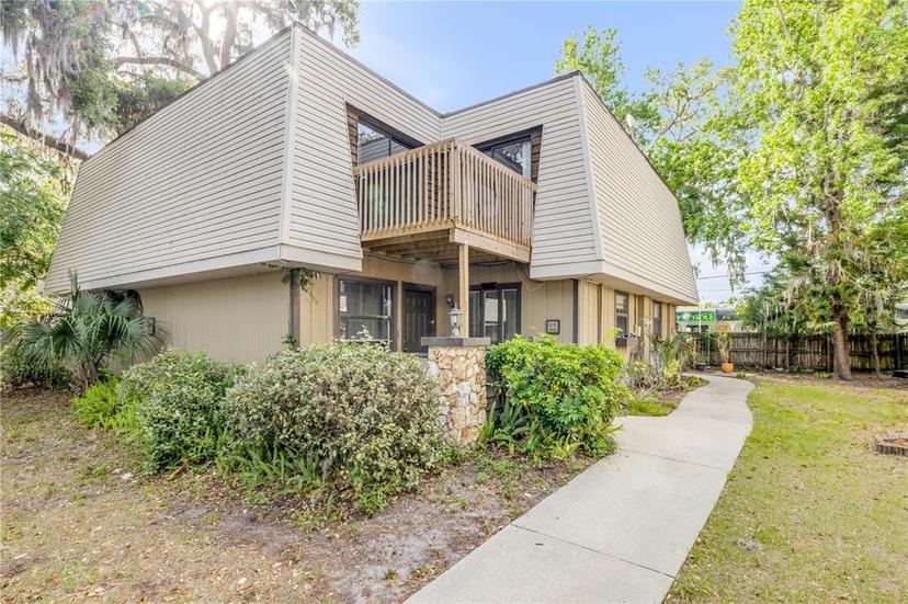 Picture of 3656 Jackson Street Unit 11, Port Orange FL 32129