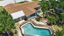 Picture of 5705 9Th Ave Dr W, Bradenton, FL 34209