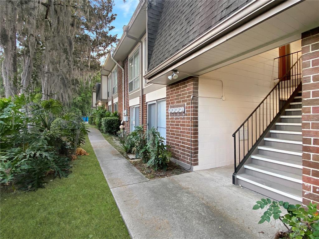Picture of 1700 SW 16Th Court Unit P6, Gainesville, FL 32608