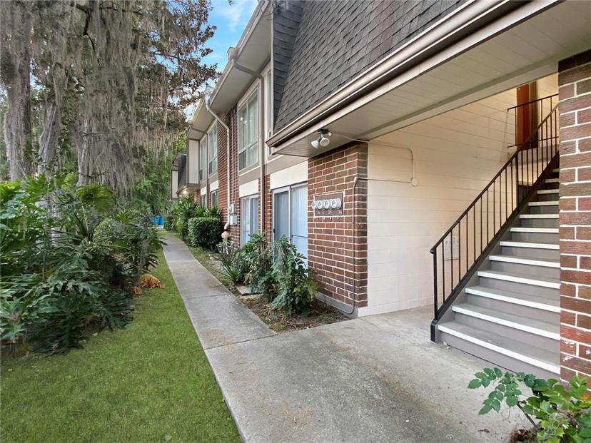 Picture of 1700 SW 16Th Court Unit P6, Gainesville FL 32608