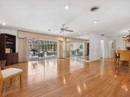 Picture of 1014 Contento Street, Sarasota, FL 34242