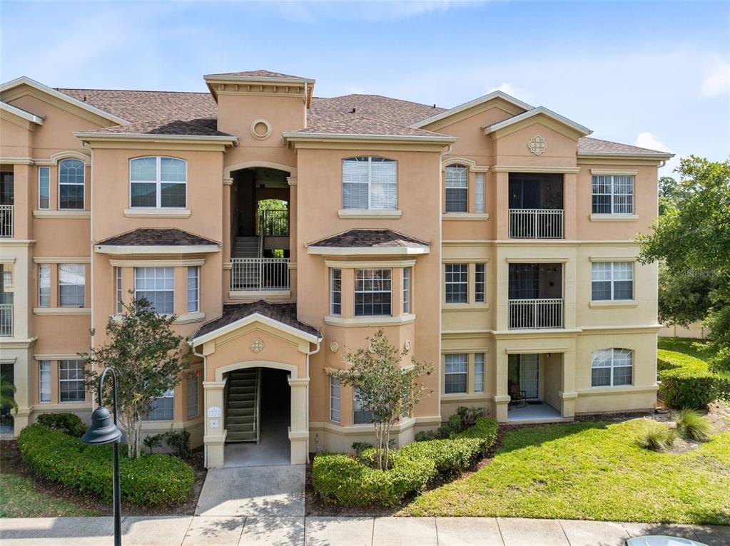 Picture of 422 Terrace Ridge Circle Unit 422, Davenport, FL 33896