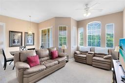 Picture of 422 Terrace Ridge Circle Unit 422, Davenport, FL 33896