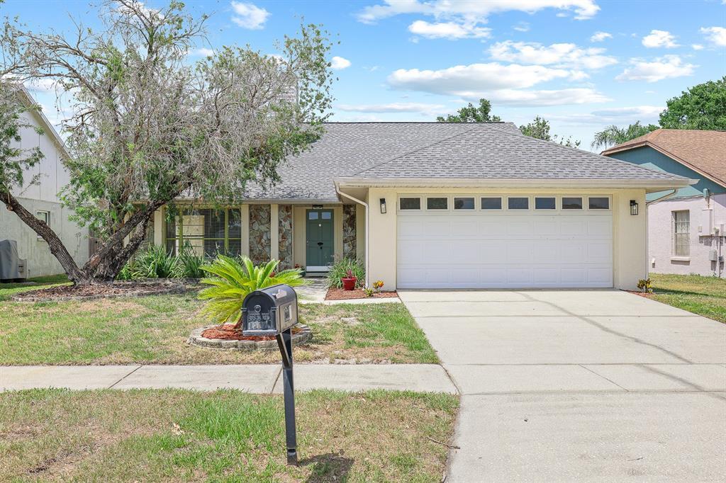 Picture of 1227 Tuxford Drive, Brandon, FL 33511