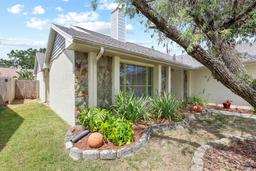 Picture of 1227 Tuxford Drive, Brandon, FL 33511