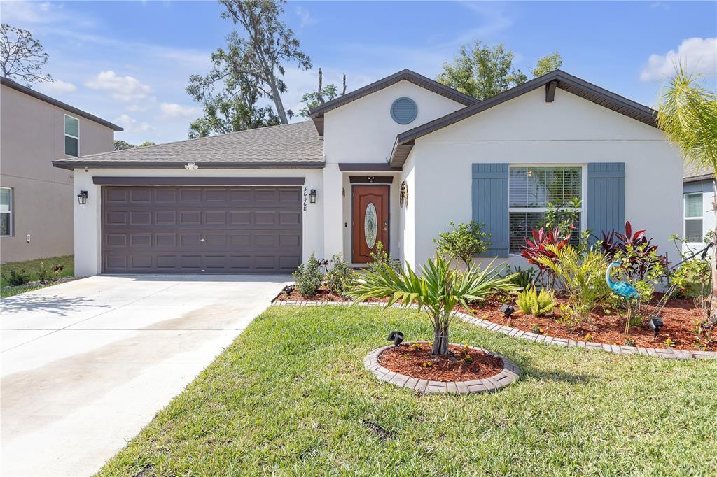 Picture of 36568 Garden Wall Way, Zephyrhills, FL 33541