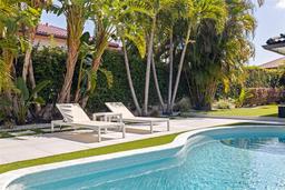 Picture of 7108 Pelican Island Drive, Tampa, FL 33634