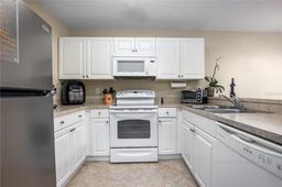 Picture of 83 SE 16Th Avenue Unit E103, Gainesville, FL 32601