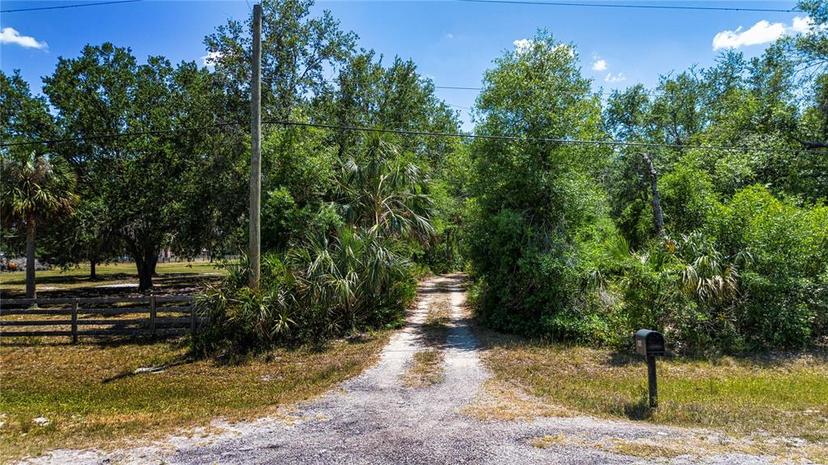 Picture of 1616 Lightfoot Road, Wimauma FL 33598