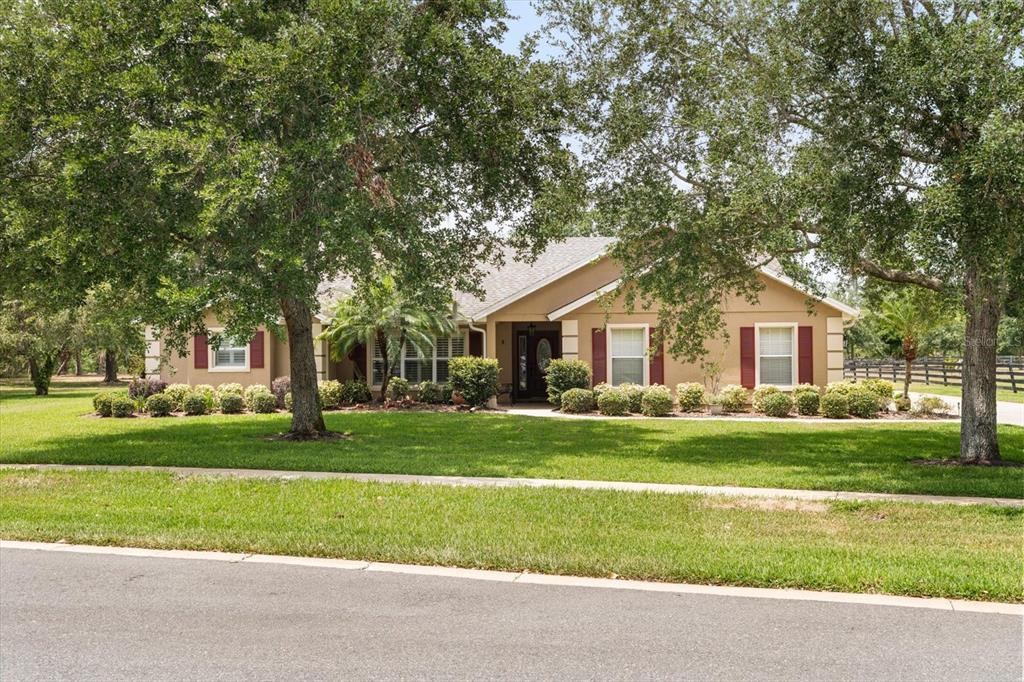 Picture of 7685 Lake Angelina Drive, Mount Dora, FL 32757