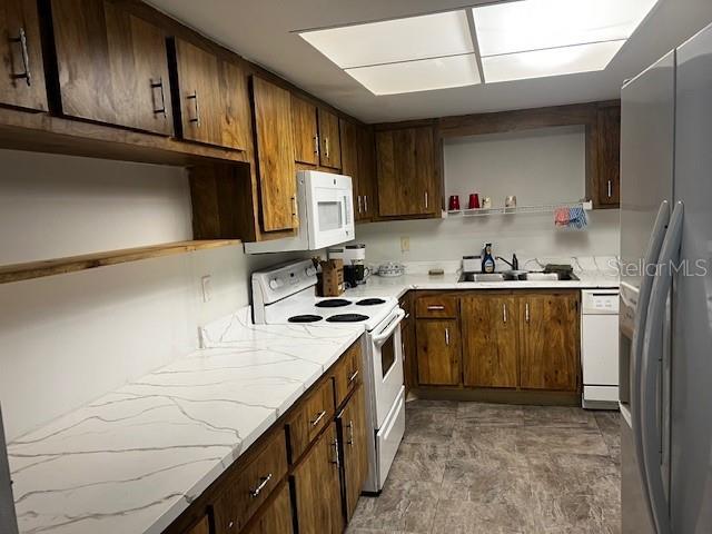 Picture of 430 Banana Cay Drive Unit F, South Daytona FL 32119