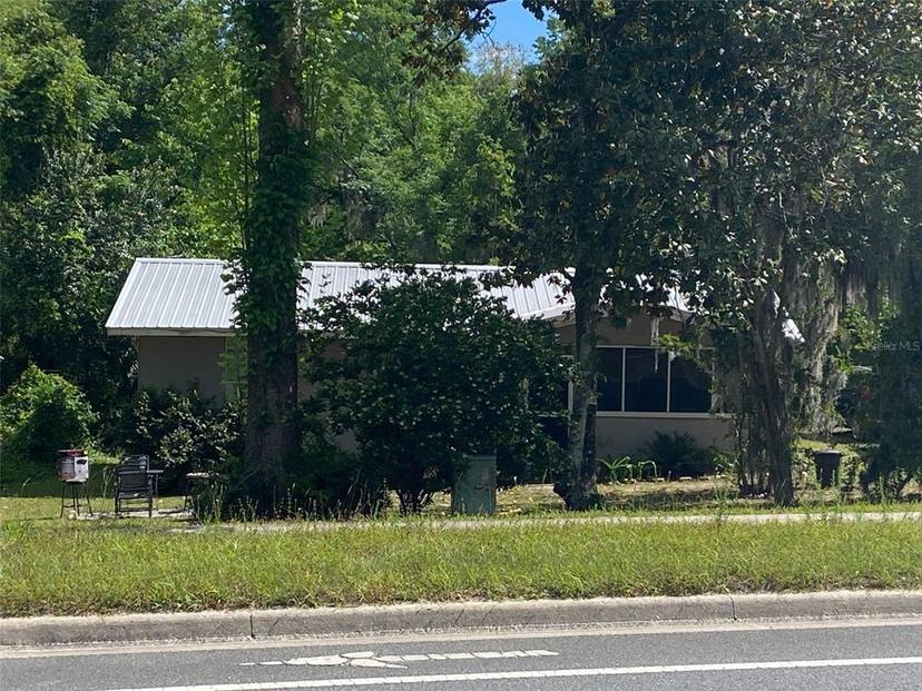Picture of 1129 State Road 20, Interlachen FL 32148