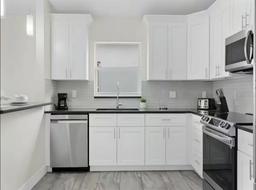 Picture of 833 Lockbreeze Drive, Davenport, FL 33897