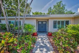 Picture of 2950 Meadow Hill Drive, Clearwater, FL 33761