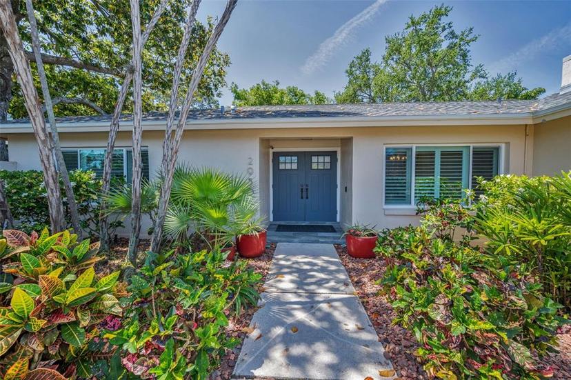Picture of 2950 Meadow Hill Drive, Clearwater FL 33761