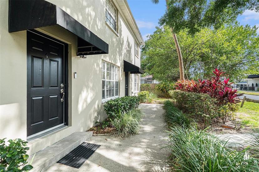 Picture of 408 S Arrawana Ave Unit A4, Tampa FL 33609