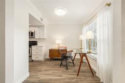 Picture of 408 S Arrawana Ave Unit A4, Tampa, FL 33609
