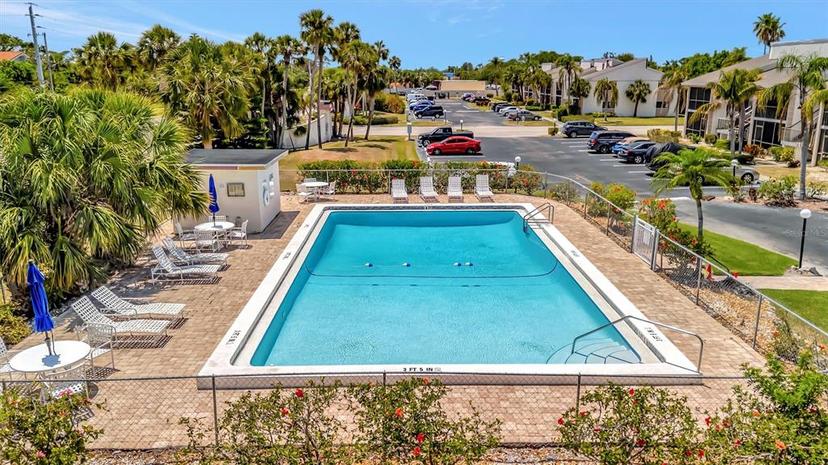 Picture of 5554 Swift Road Unit 2, Sarasota FL 34231