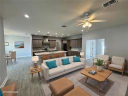 Picture of 37533 Teri Court, Dade City, FL 33525