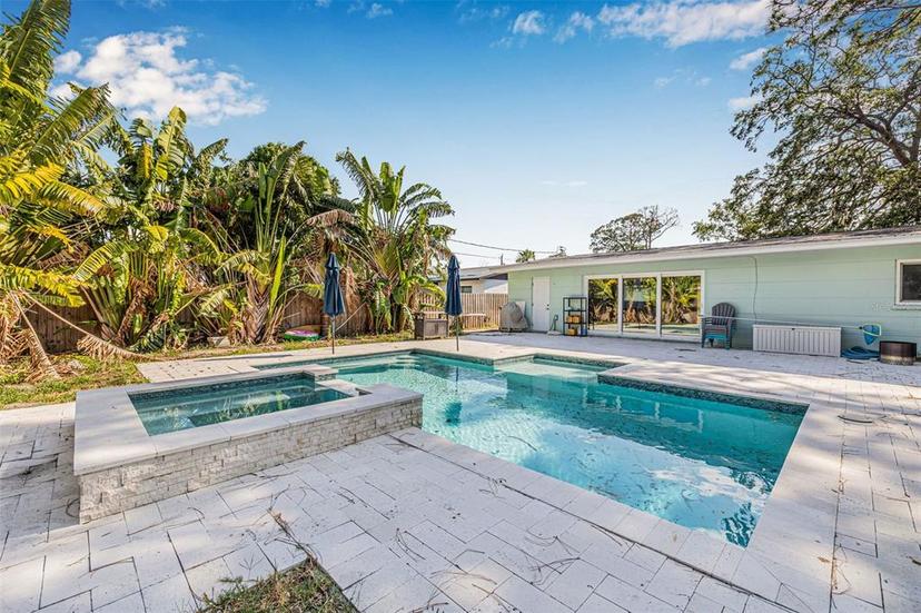 Picture of 4901 Venetian Boulevard Ne, St Petersburg FL 33703