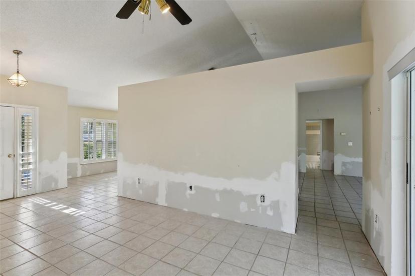 Picture of 4025 Meadow Run Lane, Wesley Chapel FL 33543