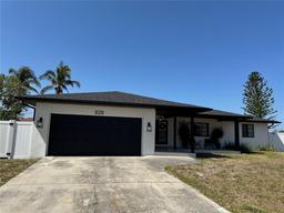 Picture of 926 Eagle Lane, Apollo Beach, FL 33572