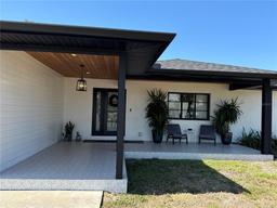 Picture of 926 Eagle Lane, Apollo Beach, FL 33572