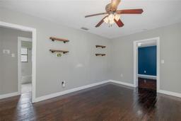 Picture of 1702 E Knollwood Street, Tampa, FL 33610