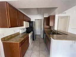 Picture of 1027 S Hiawassee Road Unit 2323, Orlando, FL 32835