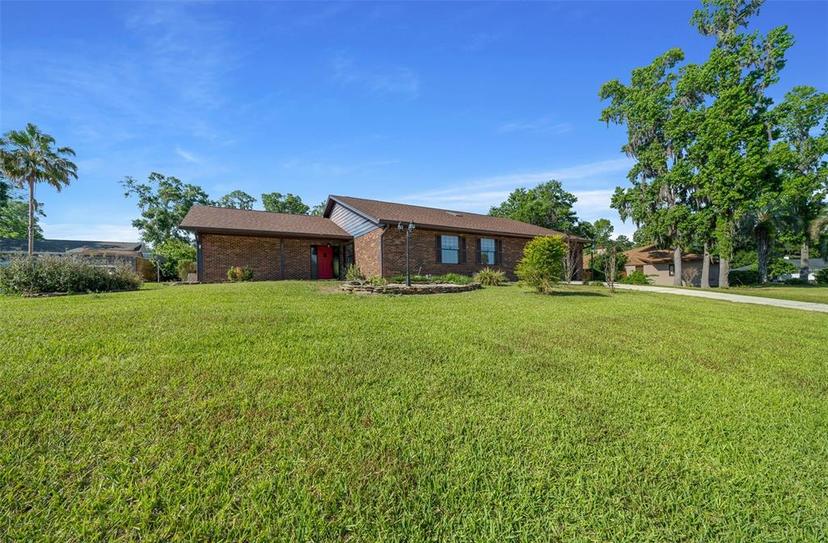 Picture of 2030 SE 32Nd Lane, Ocala FL 34471