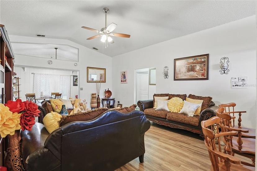 Picture of 464 Emerald Cove Loop, Lakeland FL 33813