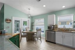 Picture of 5209 Lansdowne Way, Palmetto, FL 34221