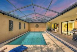 Picture of 3955 Glen Oaks Manor Drive, Sarasota, FL 34232