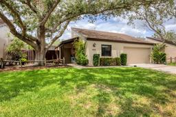 Picture of 3955 Glen Oaks Manor Drive, Sarasota, FL 34232