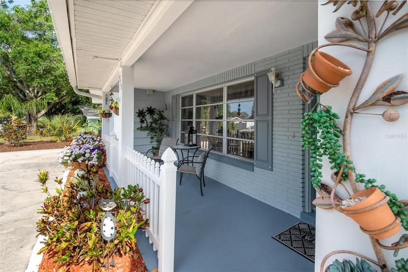 Picture of 930 S Lyndhurst Street, Dunedin FL 34698