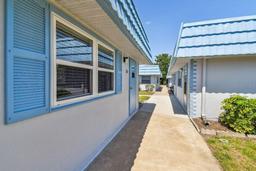 Picture of 302 Andover Place S Unit 162, Sun City Center, FL 33573