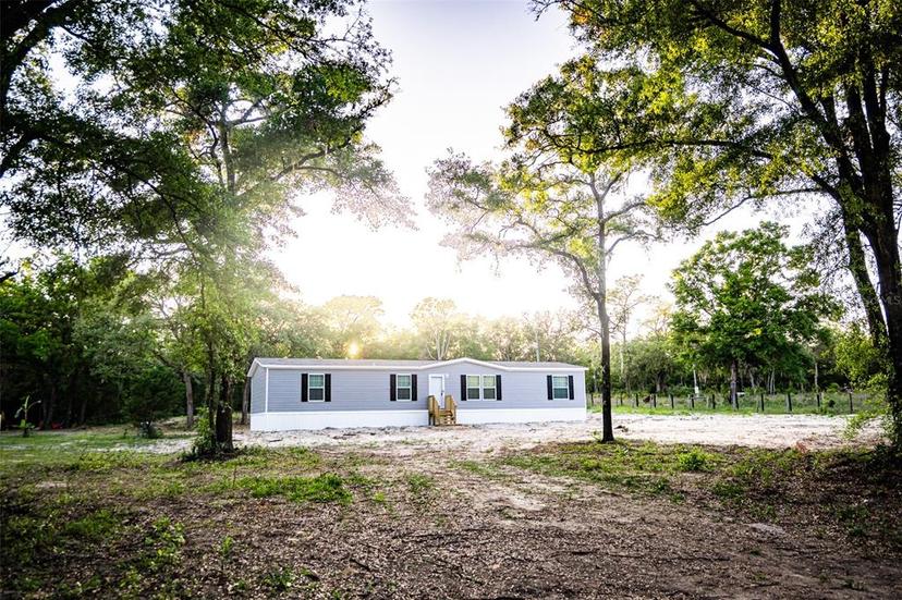 Picture of 8320 NE 100 Avenue, Bronson FL 32621