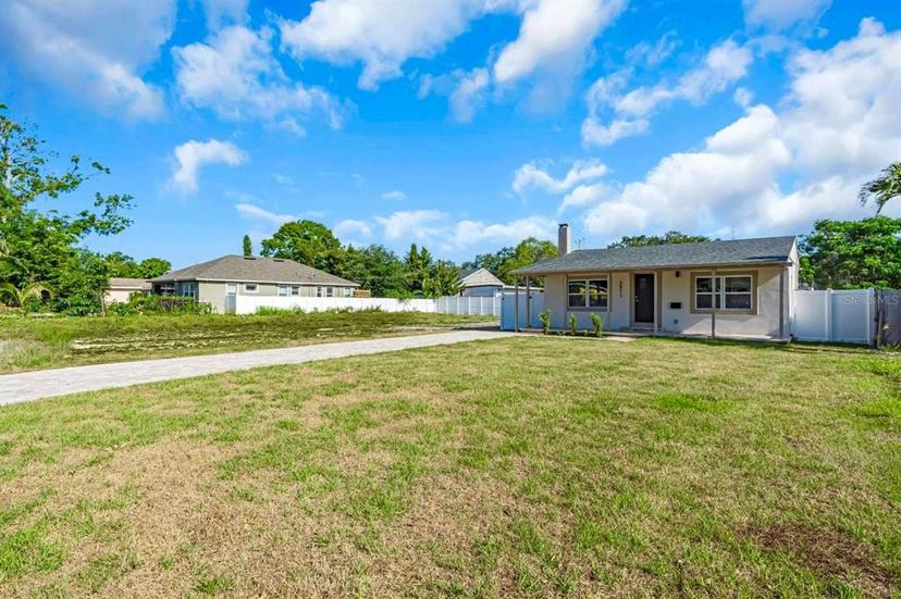 Picture of 2511 18Th Avenue N, St Petersburg FL 33713