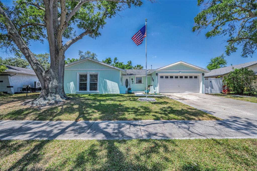 Picture of 14984 Cromwell Drive, Clearwater, FL 33764